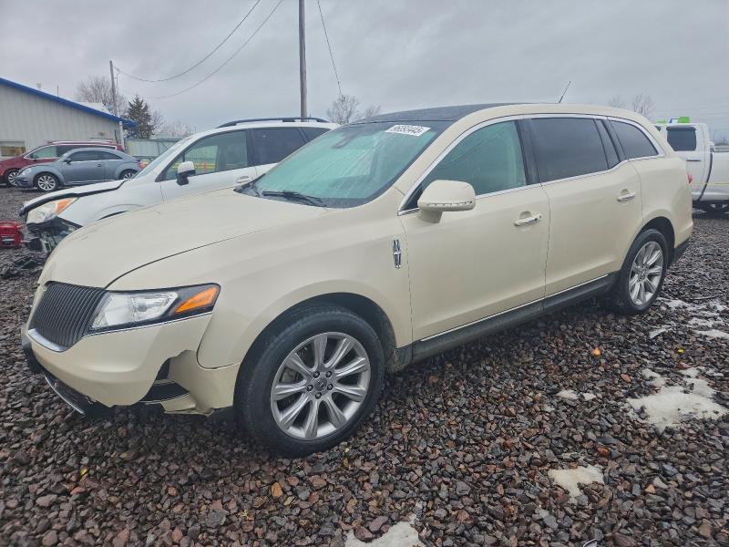 LINCOLN MKT 2015 with VIN 2LMHJ5FK3FBL03058 - Photo from auction