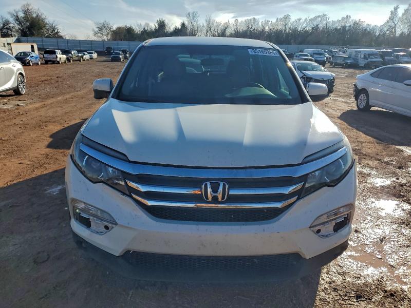 Photo 5 from auction – 2017 HONDA PILOT EX with VIN 5FNYF5H30HB033302