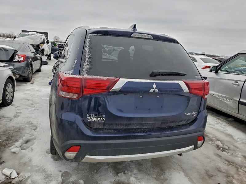 Photo 6 from auction – 2018 MITSUBISHI OUTLANDER with VIN JA4AZ3A33JZ070801