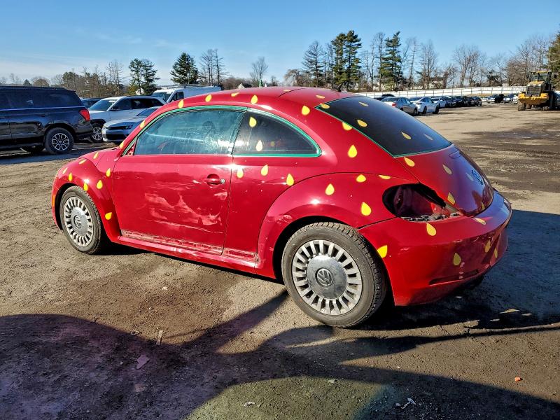 Photo 2 from auction – 2013 VOLKSWAGEN BEETLE with VIN 3VWJP7AT0DM678197