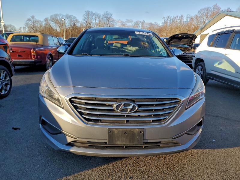 Photo 5 from auction – 2016 HYUNDAI SONATA SE with VIN 5NPE24AF9GH401554
