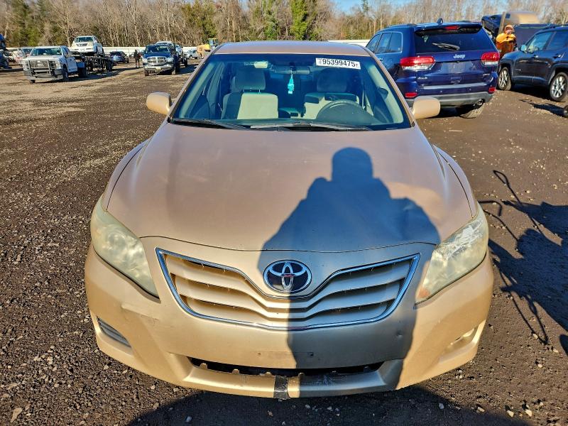 Photo 5 from auction – 2010 TOYOTA CAMRY BASE with VIN 4T1BF3EK3AU017111
