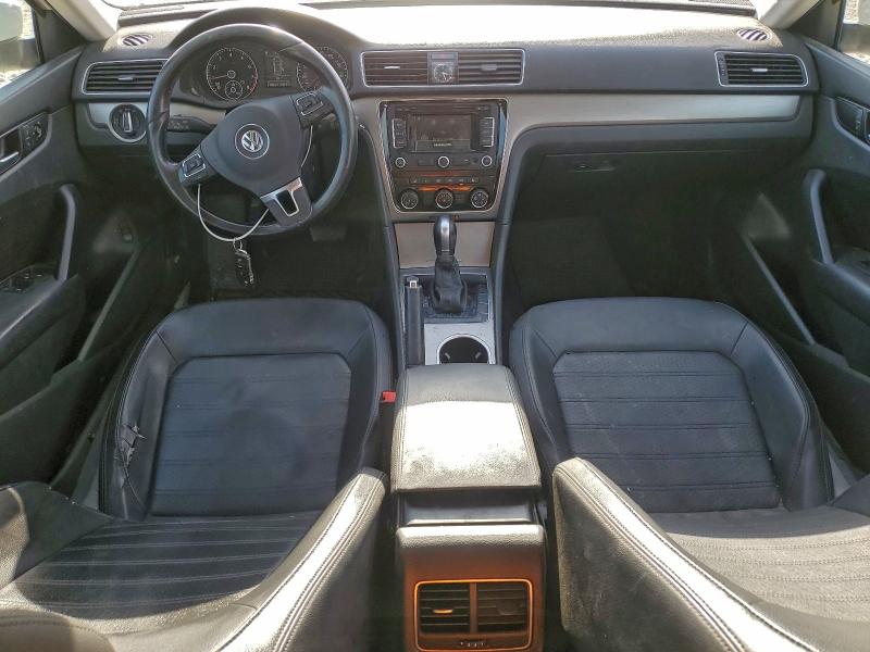 Photo 8 from auction – 2015 VOLKSWAGEN PASSAT SE with VIN 1VWBS7A31FC067344
