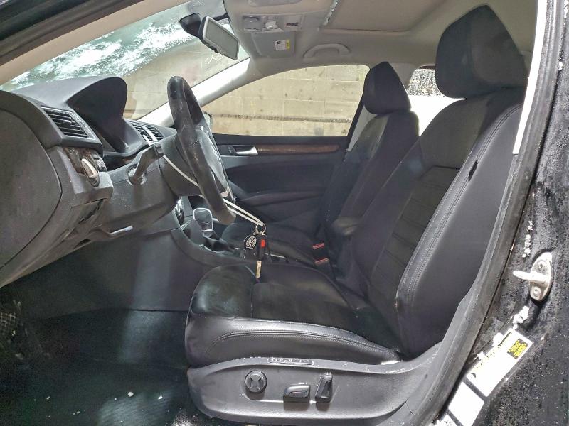 Photo 7 from auction – 2015 VOLKSWAGEN PASSAT SEL with VIN 1VWCS7A34FC103144