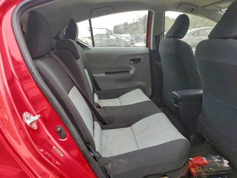 Photo 10 from auction – 2012 TOYOTA PRIUS C with VIN JTDKDTB33C1506460