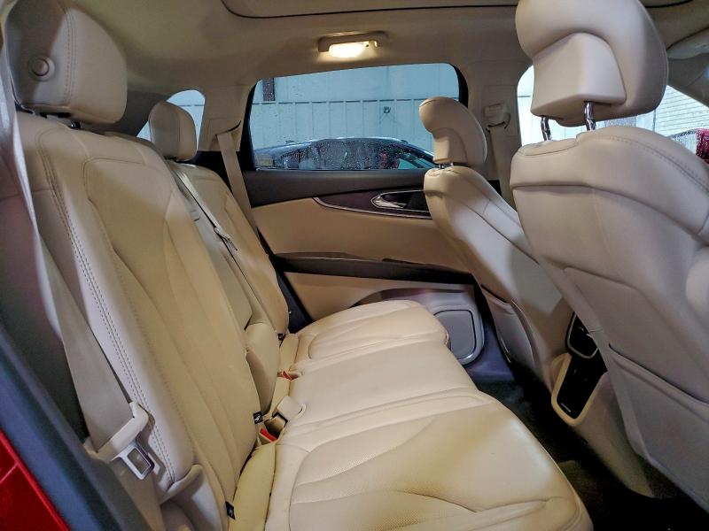 Photo 11 from auction – 2016 LINCOLN MKX RESERV with VIN 2LMTJ8LR7GBL89506