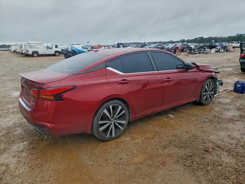 Photo 3 from auction – 2022 NISSAN ALTIMA SR with VIN 1N4AL4CV0NN376532