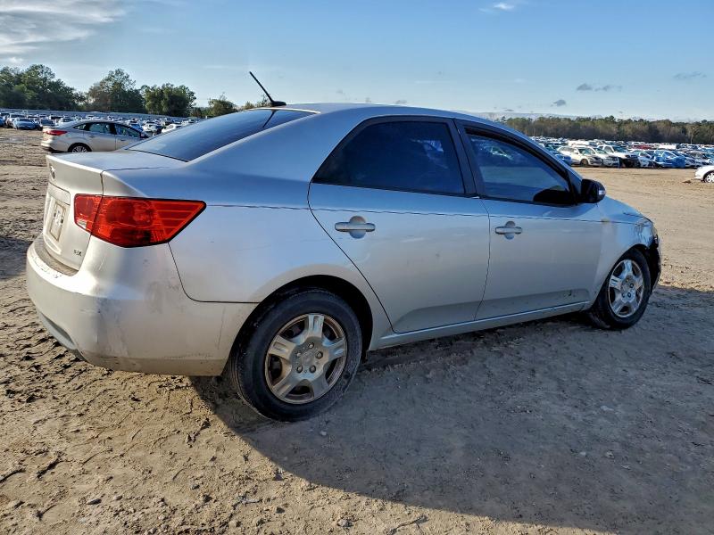 Photo 3 from auction – 2010 KIA FORTE EX with VIN KNAFU4A23A5234849