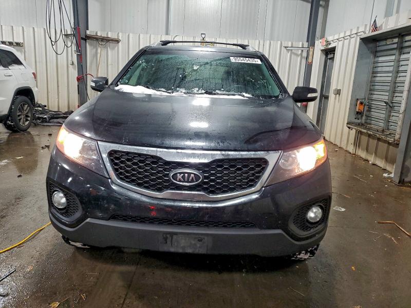 Photo 5 from auction – 2012 KIA SORENTO EX with VIN 5XYKUCA61CG242733