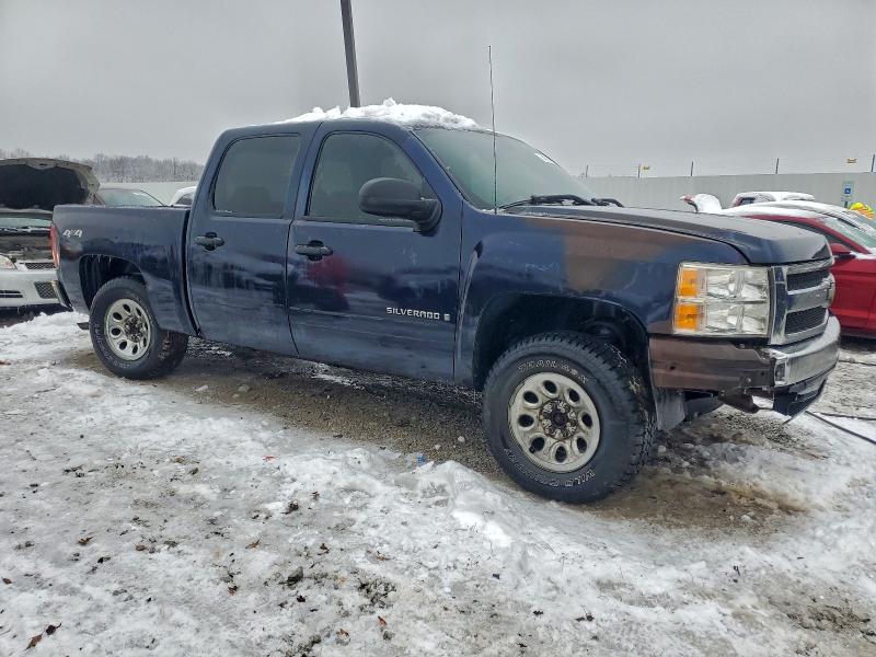 Photo 4 from auction – 2007 CHEVROLET SILVERADO with VIN 2GCEK13C571609871