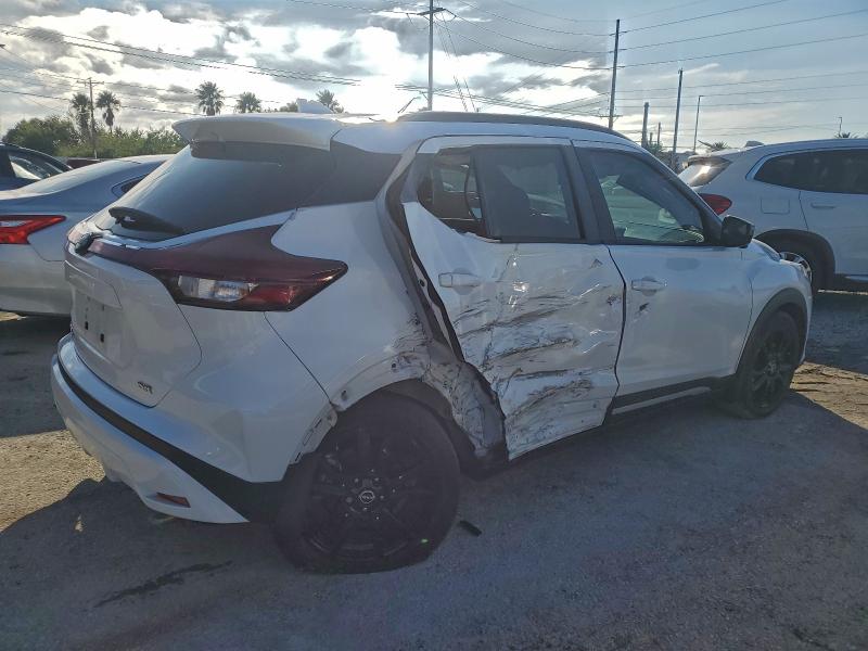 Photo 3 from auction – 2022 NISSAN KICKS SR with VIN 3N1CP5DVXNL476880
