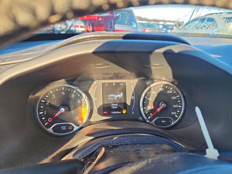 Photo 9 from auction – 2018 JEEP RENEGADE L with VIN ZACCJBBBXJPH47279