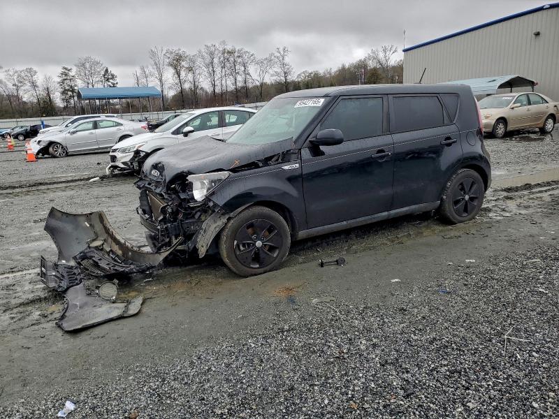 KIA SOUL 2016 with VIN KNDJN2A27G7366640 - Photo from auction