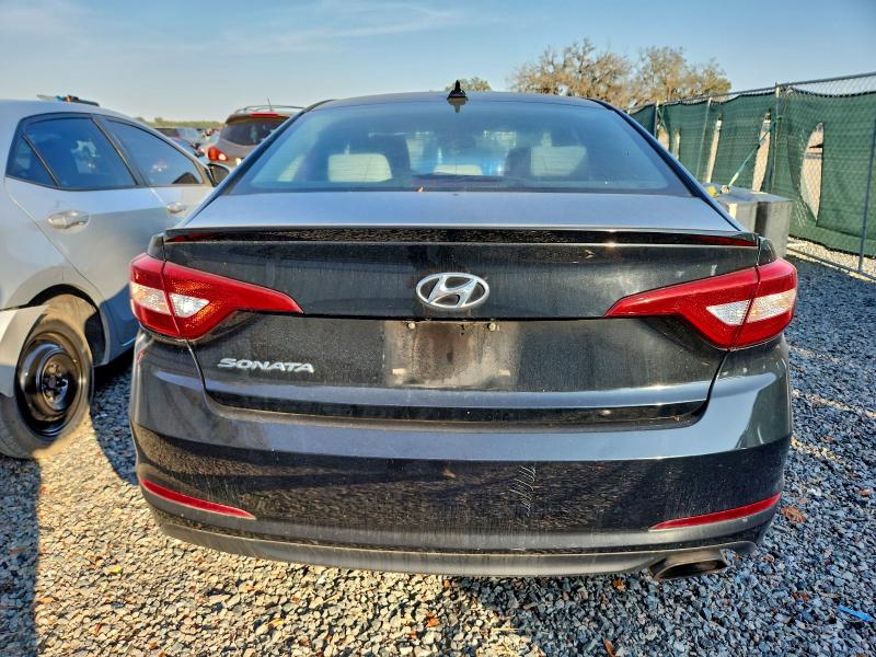 Photo 6 from auction – 2017 HYUNDAI SONATA SE with VIN 5NPE24AF6HH440264
