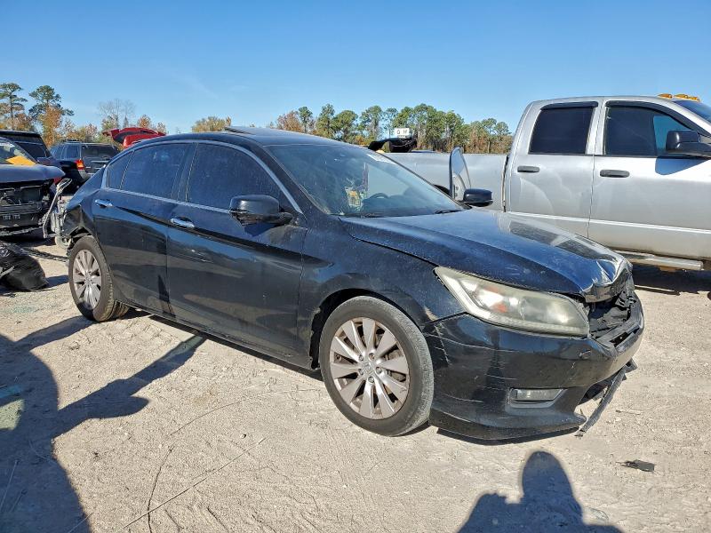 Photo 4 from auction – 2014 HONDA ACCORD with VIN 1HGCR2F88EA105190