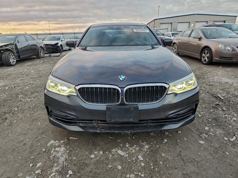 Photo 5 from auction – 2017 BMW 540 XI with VIN WBAJE7C33HG889803