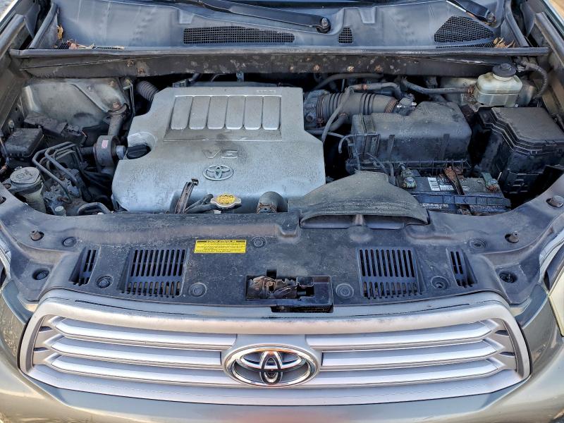 Photo 12 from auction – 2009 TOYOTA HIGHLANDER with VIN JTEES41A992147882