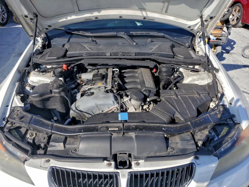 Photo 11 from auction – 2006 BMW 330 with VIN WBAVB33576AZ87964