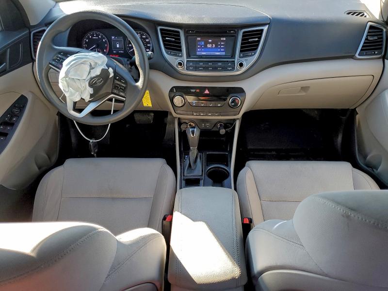 Photo 8 from auction – 2017 HYUNDAI TUCSON with VIN KM8J3CA21HU436062