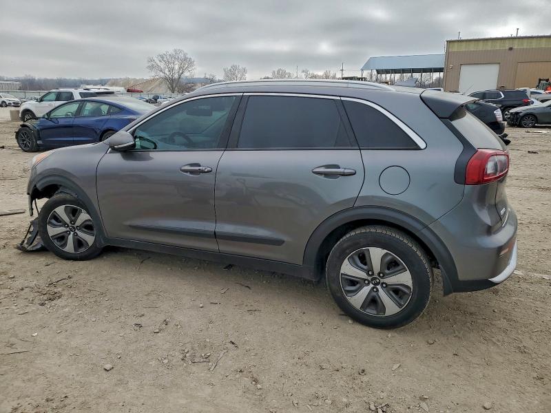 Фото 2 с аукциона – 2017 KIA NIRO EX с VIN KNDCC3LC0H5059852