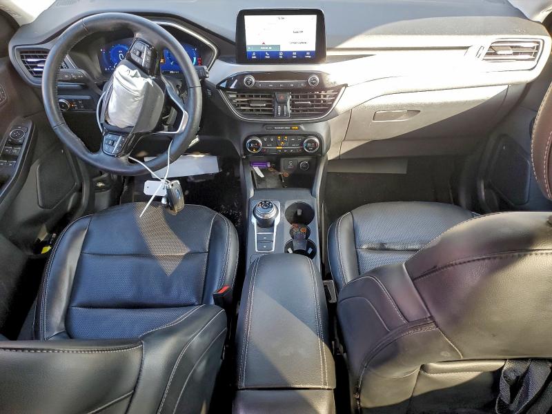 Photo 8 from auction – 2021 FORD ESCAPE SEL with VIN 1FMCU9H96MUA10213