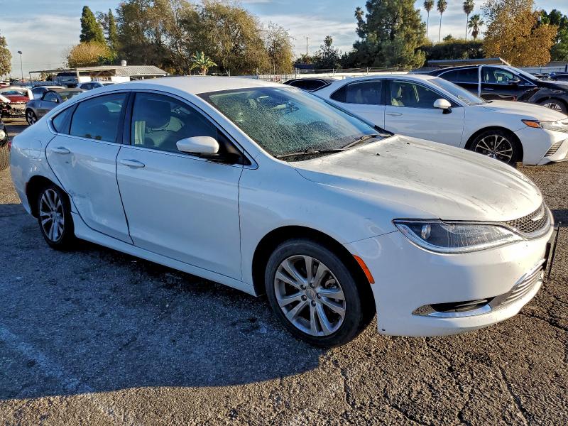 Photo 4 from auction – 2015 CHRYSLER 200 LIMITE with VIN 1C3CCCAB9FN701299