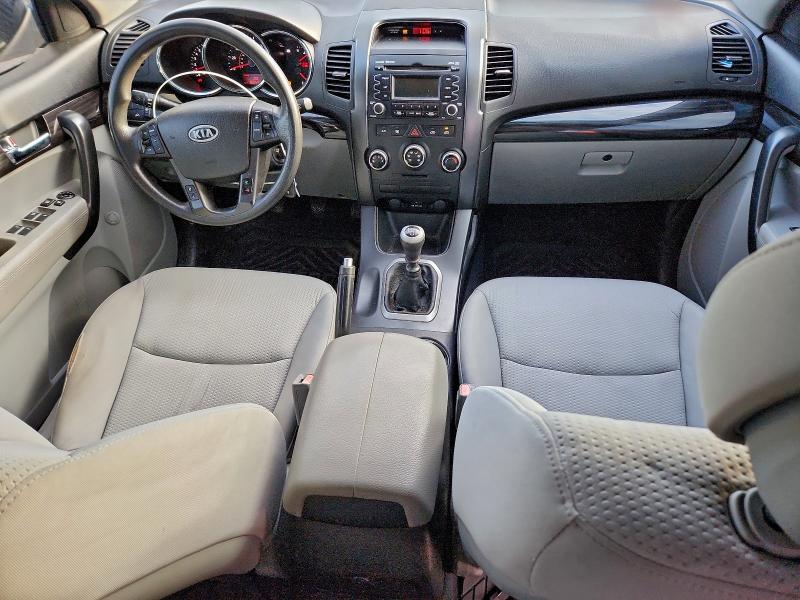 Photo 8 from auction – 2011 KIA SORENTO BA with VIN 5XYKT3A14BG149078