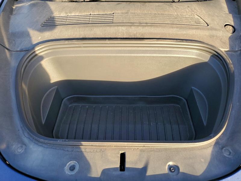 Photo 12 from auction – 2021 TESLA MODEL Y with VIN 5YJYGDEE8MF143201