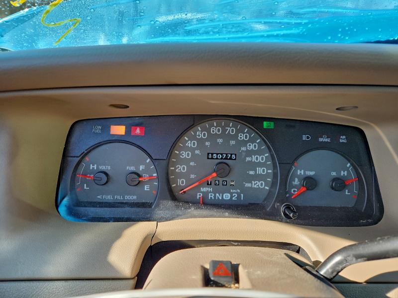 Photo 9 from auction – 2004 MERCURY GRAND MARQ with VIN 2MEFM74W44X659842