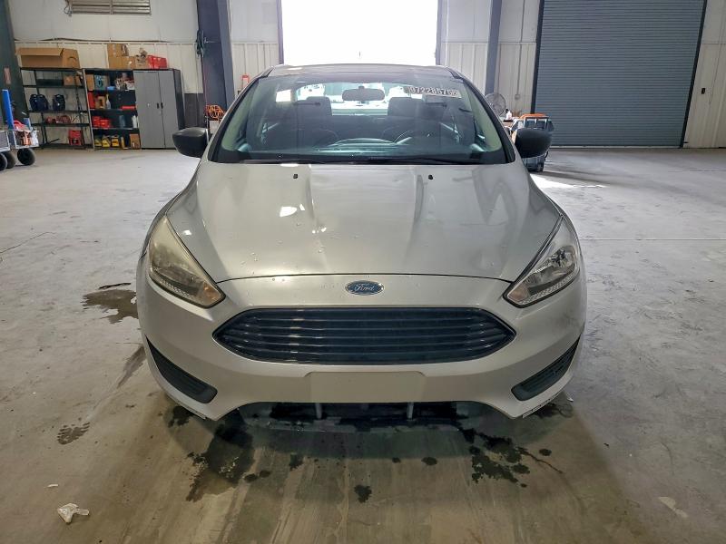 Photo 5 from auction – 2017 FORD FOCUS S with VIN 1FADP3E27HL327102