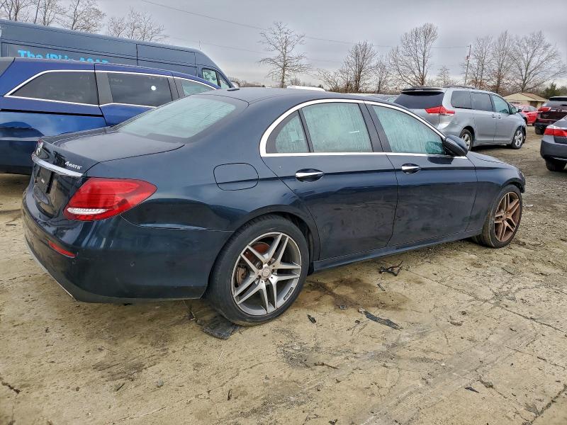 Zdjęcie 3 z aukcji – 2017 MERCEDES-BENZ E 300 4MAT z VIN WDDZF4KB9HA033571