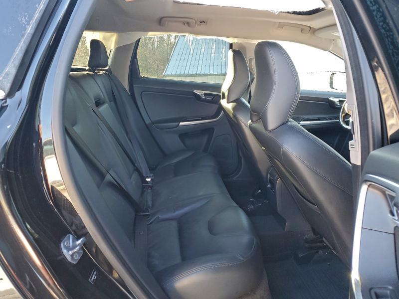 Photo 11 from auction – 2015 VOLVO XC60 T6 PL with VIN YV4902RMXF2720702