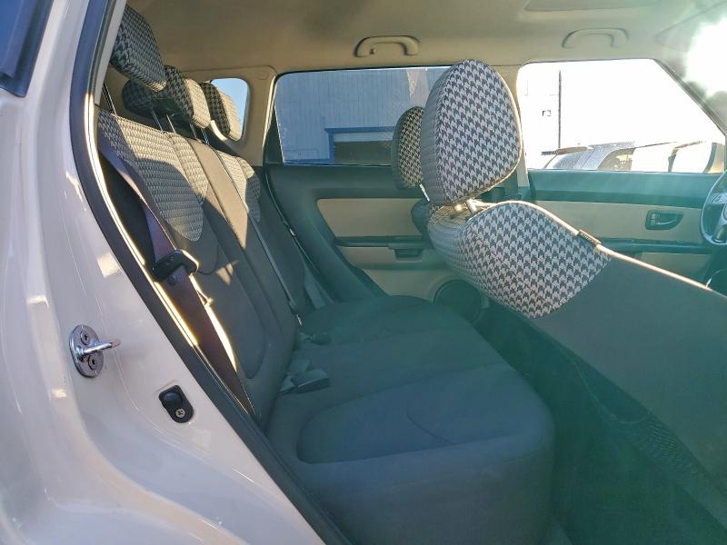 Photo 10 from auction – 2010 KIA SOUL + with VIN KNDJT2A27A7159419