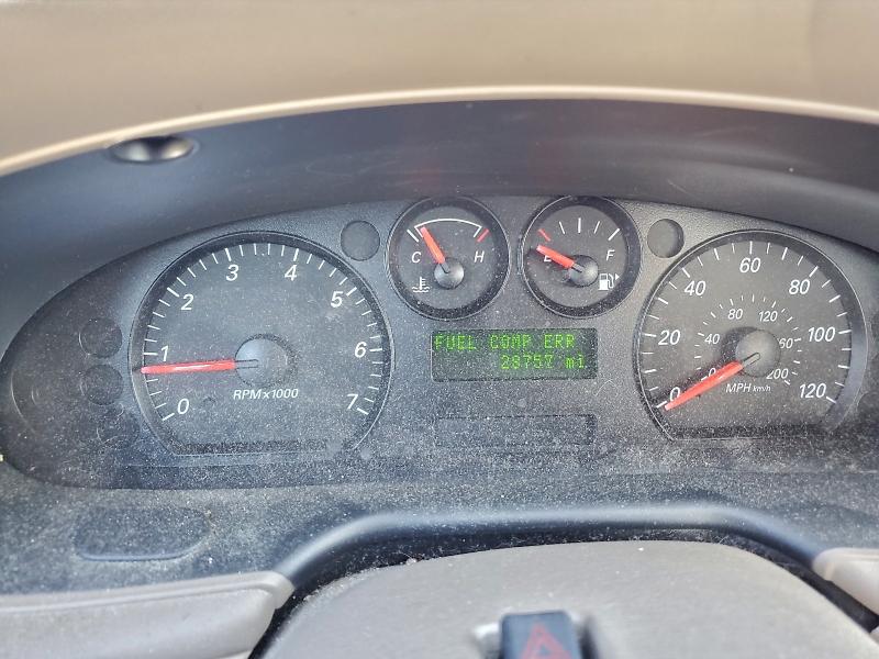 Photo 9 from auction – 2005 FORD TAURUS SE with VIN 1FAFP53285A120684