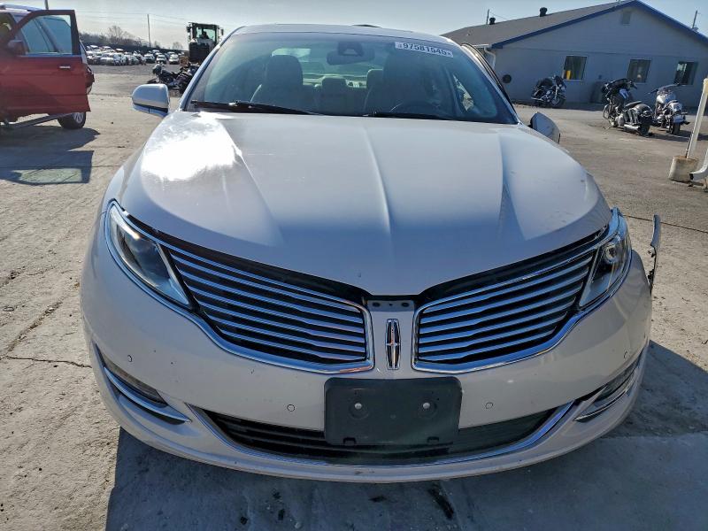 Photo 5 from auction – 2014 LINCOLN MKZ with VIN 3LN6L2G99ER810246