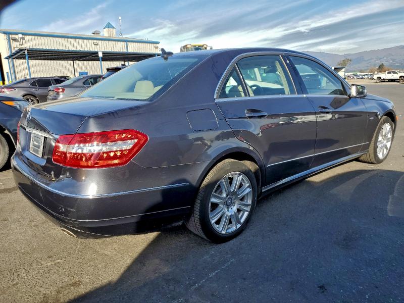 Photo 3 from auction – 2012 MERCEDES-BENZ E 350 with VIN WDDHF5KB1CA530690