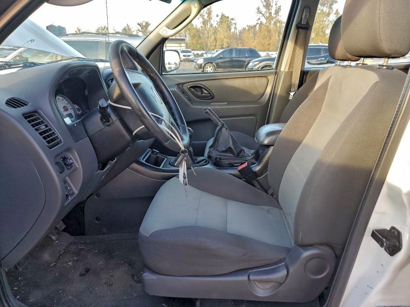 Photo 7 from auction – 2007 FORD ESCAPE XLS with VIN 1FMYU02Z97KA90892