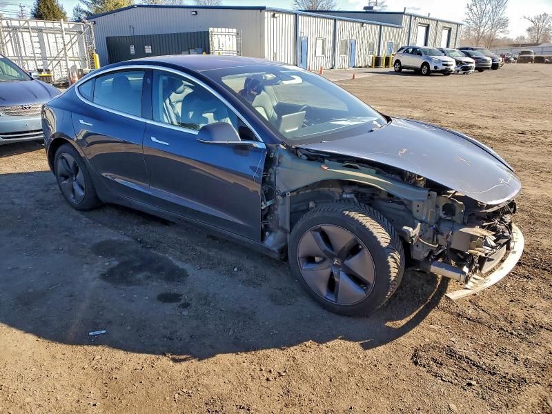 Photo 4 from auction – 2018 TESLA MODEL 3 with VIN 5YJ3E1EA5JF045363
