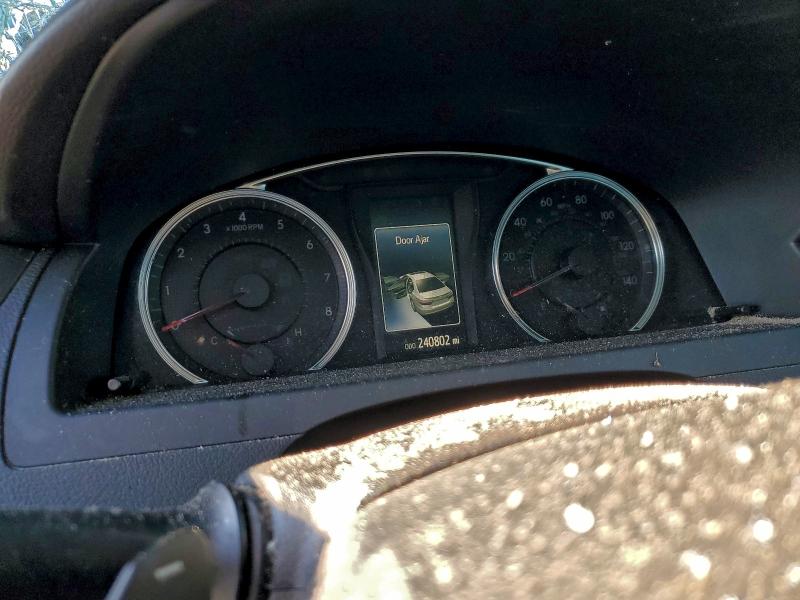Photo 9 from auction – 2017 TOYOTA CAMRY with VIN 4T1BF1FKXHU747479