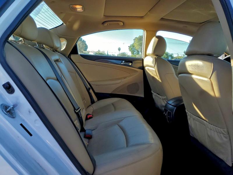 Photo 10 from auction – 2013 HYUNDAI SONATA SE with VIN 5NPEC4AC0DH671173
