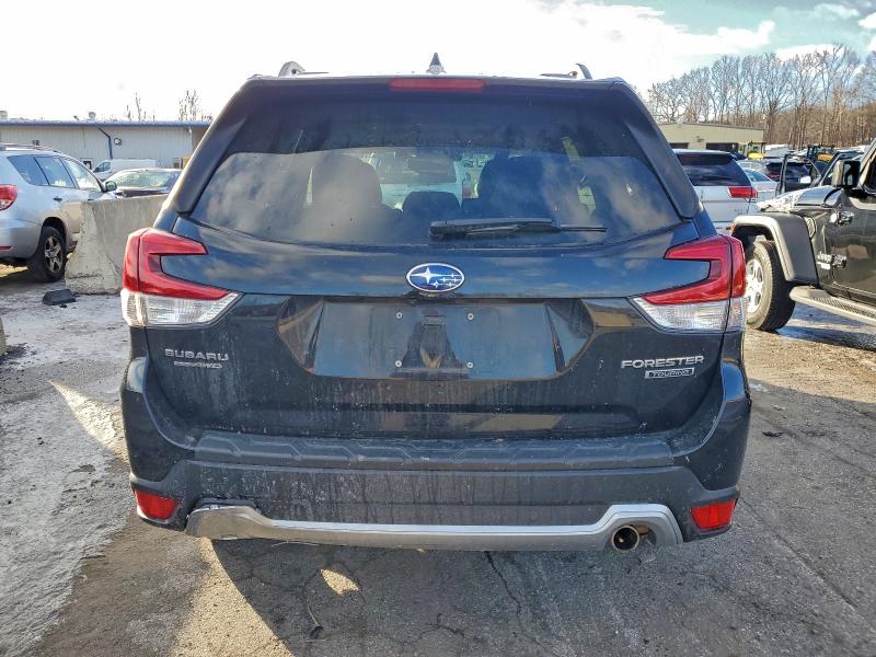 Photo 6 from auction – 2021 SUBARU FORESTER T with VIN JF2SKAXC6MH452052