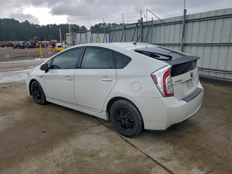 Photo 2 from auction – 2013 TOYOTA PRIUS with VIN JTDKN3DU6D5585510