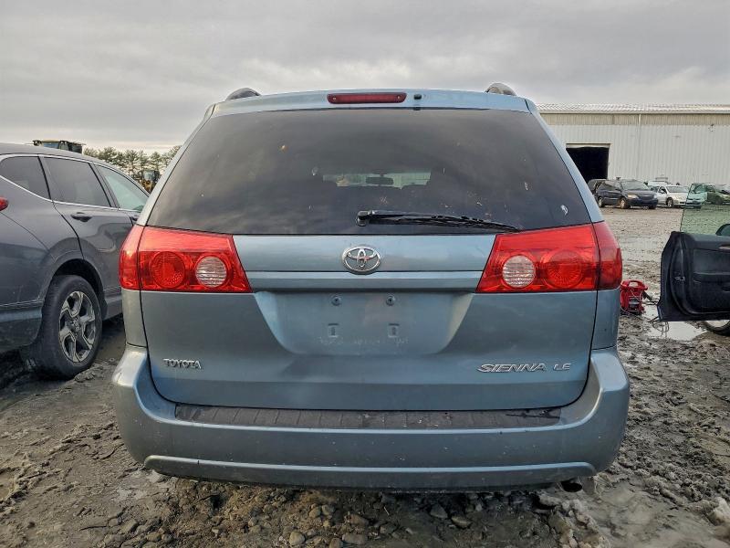 Photo 6 from auction – 2010 TOYOTA SIENNA CE with VIN 5TDKK4CC4AS314975