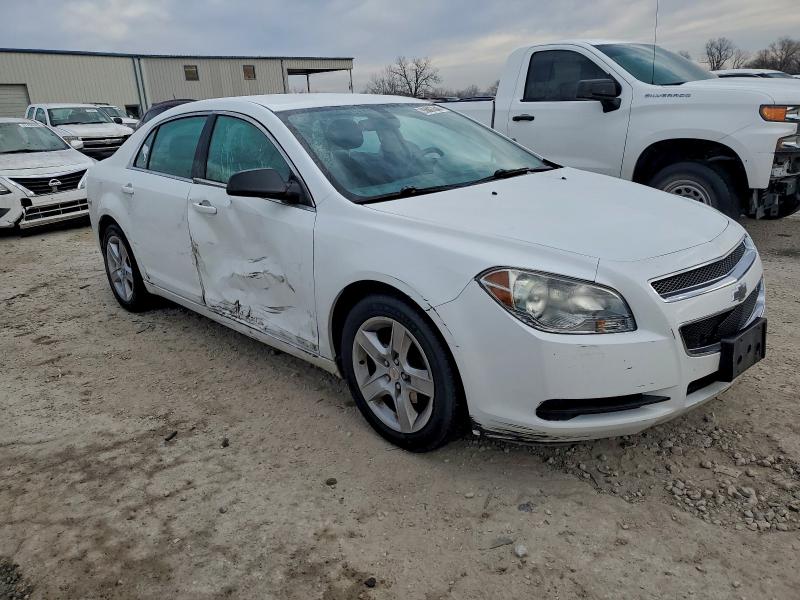 Photo 4 from auction – 2010 CHEVROLET MALIBU with VIN 1G1ZA5E04AF283942