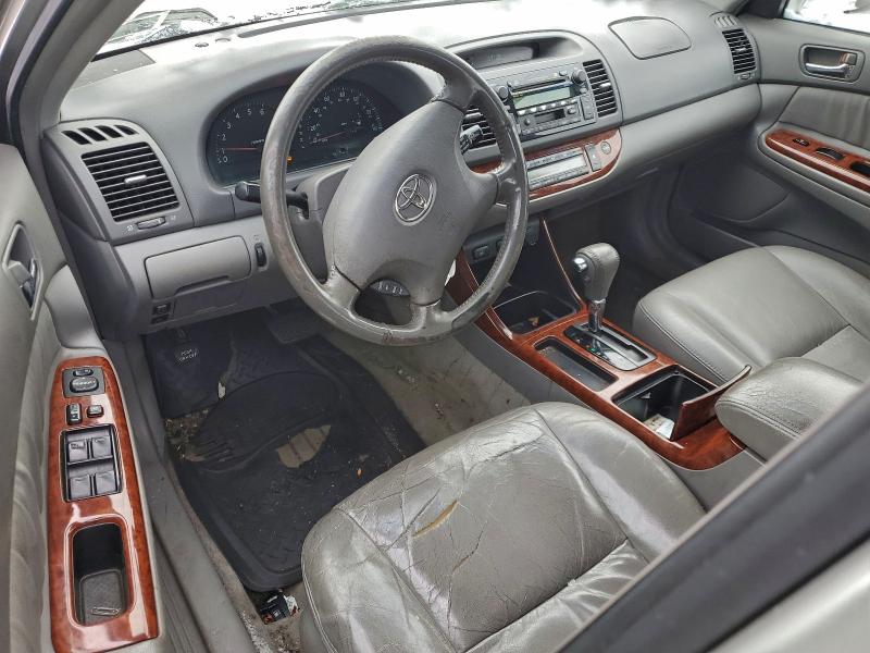 Photo 8 from auction – 2003 TOYOTA CAMRY with VIN 4T1BF30K03U061075