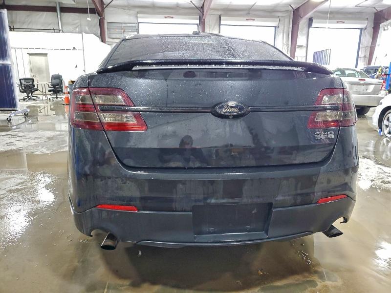 Photo 6 from auction – 2015 FORD TAURUS SHO with VIN 1FAHP2KT3FG119717