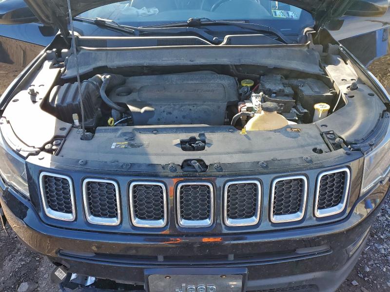 Фото 12 с аукциона – 2018 JEEP COMPASS LA с VIN 3C4NJDBB9JT174968