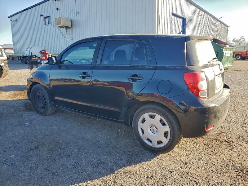 Photo 2 from auction – 2008 TOYOTA SCION XD with VIN JTKKU10498J021059