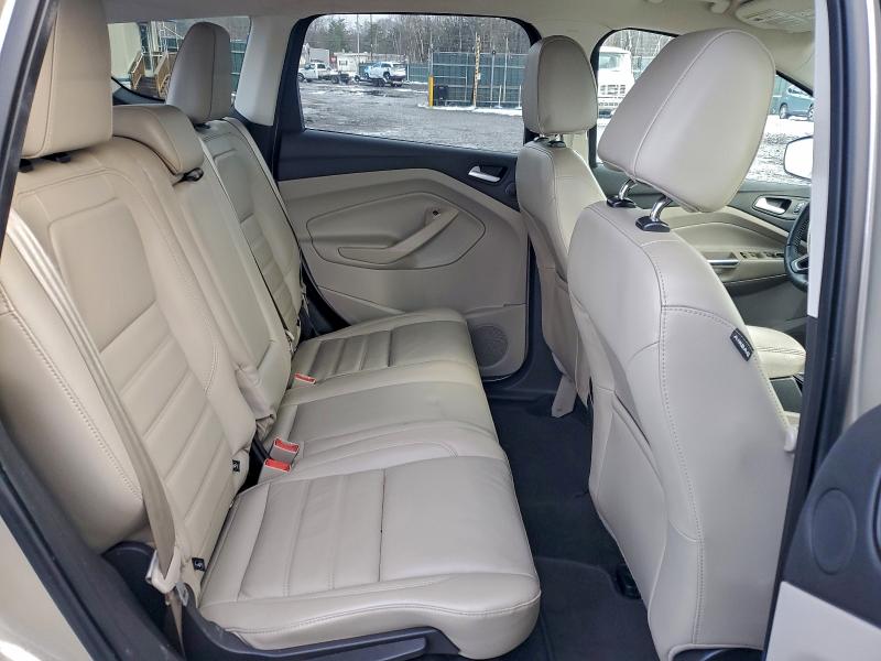 Photo 10 from auction – 2017 FORD ESCAPE with VIN 1FMCU9GD5HUA35700