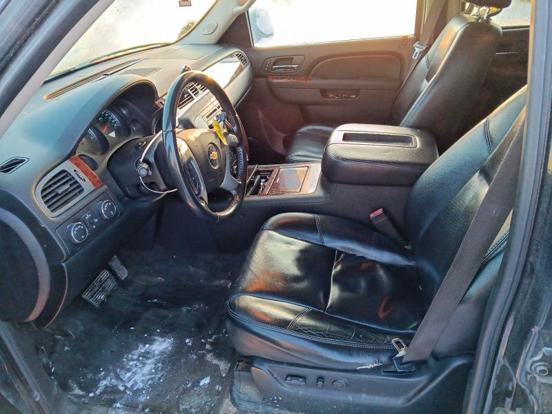 Photo 7 from auction – 2011 CHEVROLET SUBURBAN with VIN 1GNSKKE36BR101034